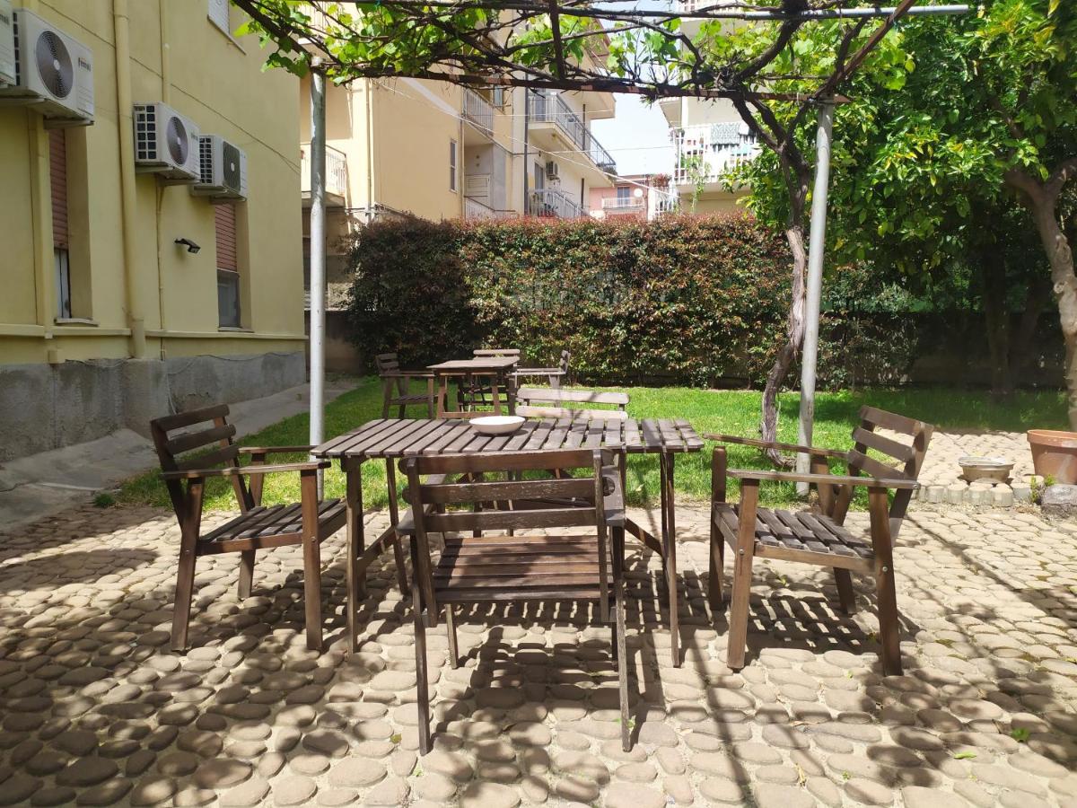 Appartamento Barnet House Lamezia Lamezia Terme Esterno foto